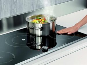 Bếp từ Nhật dùng có tốt cho sức khoẻ không