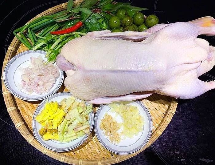 Vịt om sấu chuẩn vị miền Bắc Vịt om sấu chuẩn vị miền Bắc