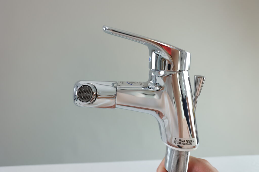 Vòi rửa mặt TOTO nội địa Nhật 