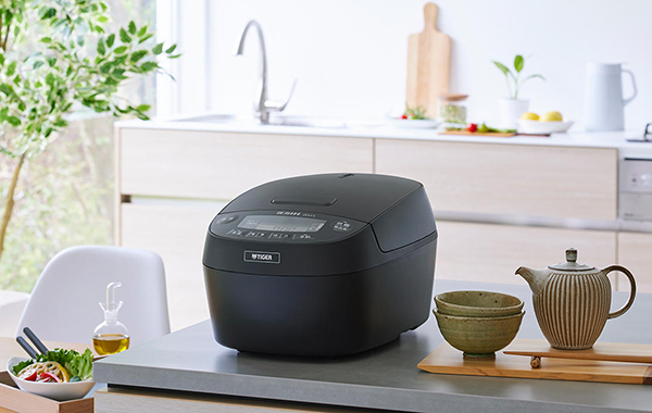 Top 10 đồ gia dụng trong căn bếp quen thuộc hữu ích nhất 12 Nồi cơm điện nội địa Nhật